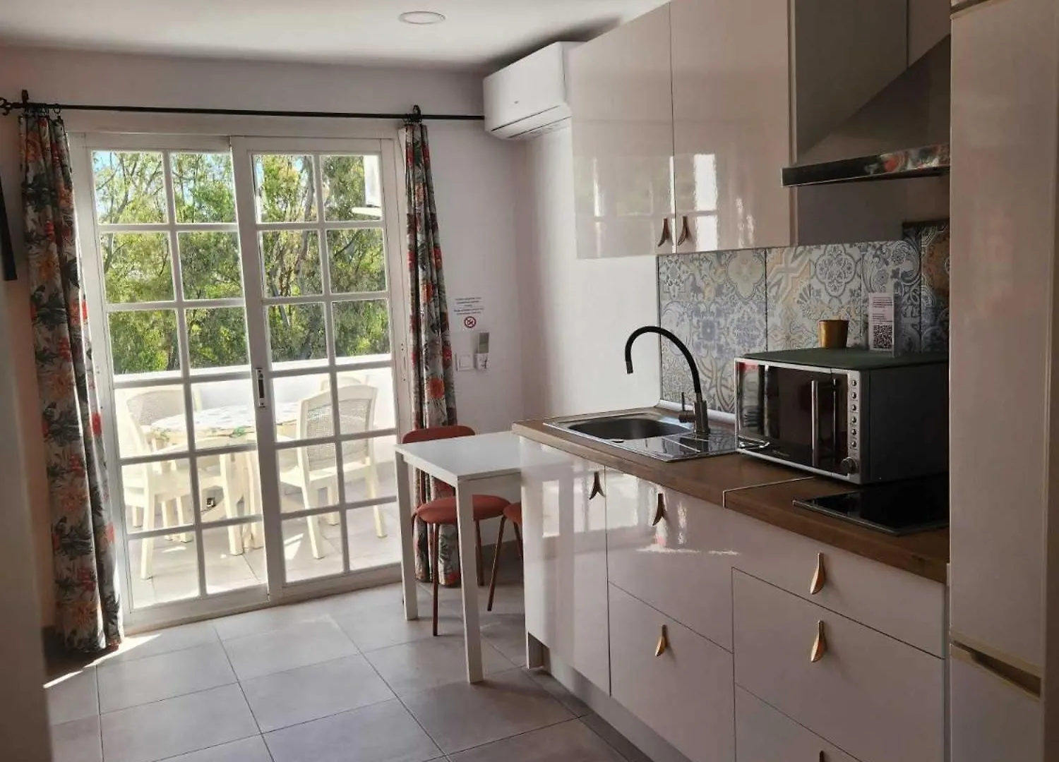 בנאלמדנה Villa Marisol Apartamento Australia